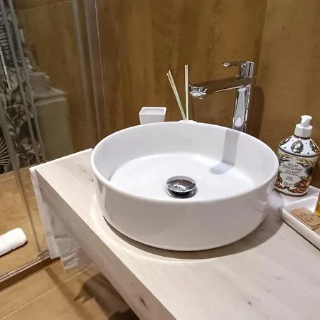 Frühstückspension Maison Tullio 4*